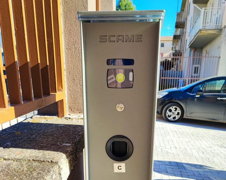 Delia. Consegnati i lavori di efficientamento energetico della scuola media “Russo”