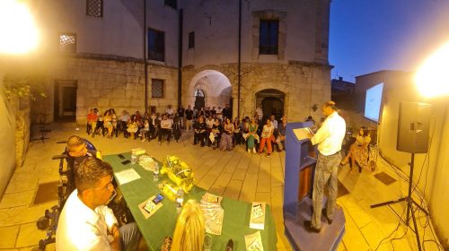 Sommatino. Un bel successo la presentazione del libro “Il Poeta Dimenticato” di Flavio Di Tavi