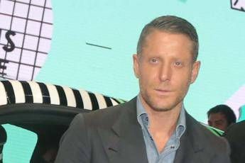 Lapo Elkann trasloca in Svizzera: “Lucerna meglio di New York”