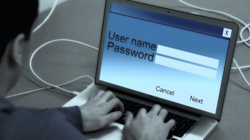 Eredità digitale. Tribunale autorizza una donna ad entrare in possesso dei beni digitali del marito. Il legale: “Basta segreti nella tomba, la password va a gli eredi”.