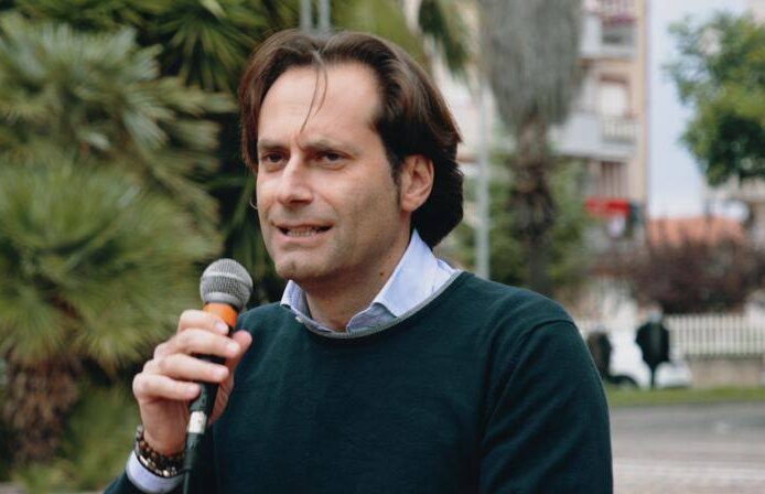 San Cataldo. Allerta meteo. Il sindaco smentisce chiusura delle scuole per il 21 gennaio: c’è la riapertura