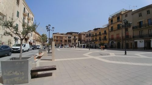 Riesi. Oggi al Parco Urbano c’è la presentazione del libro di Desirèe Vasta “A testa alta”