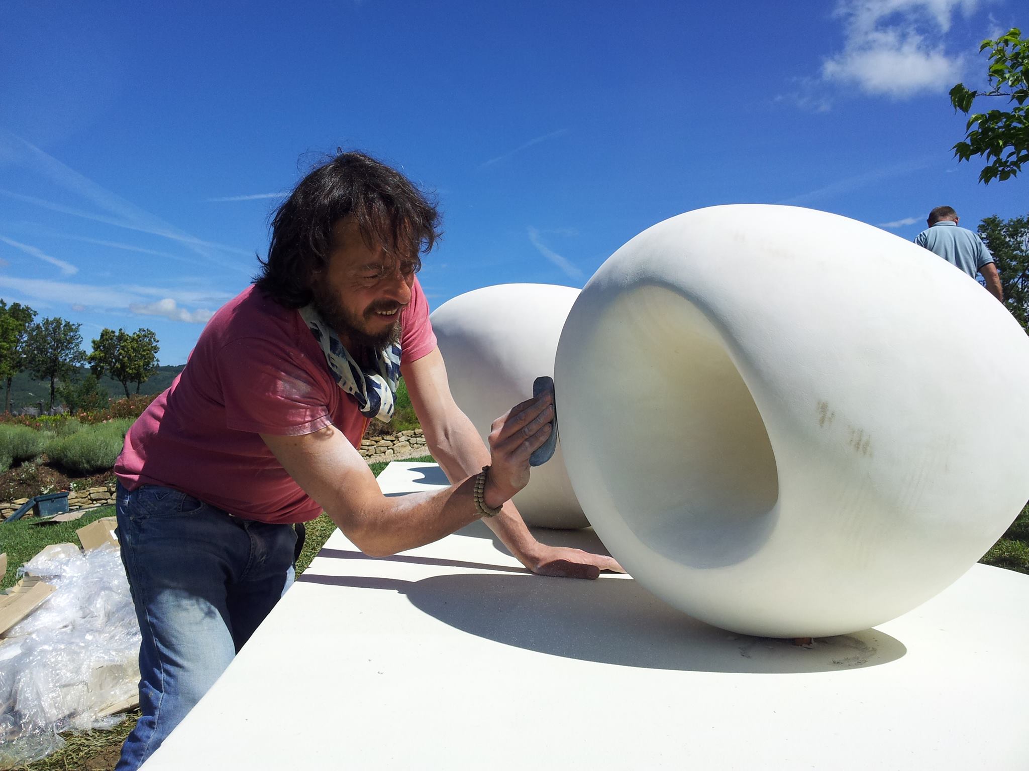 Caltanissetta. Appuntamento culturale in Città: “Incontriamoci Venerdì” fa tappa nello studio dello scultore Carlo Sillitti