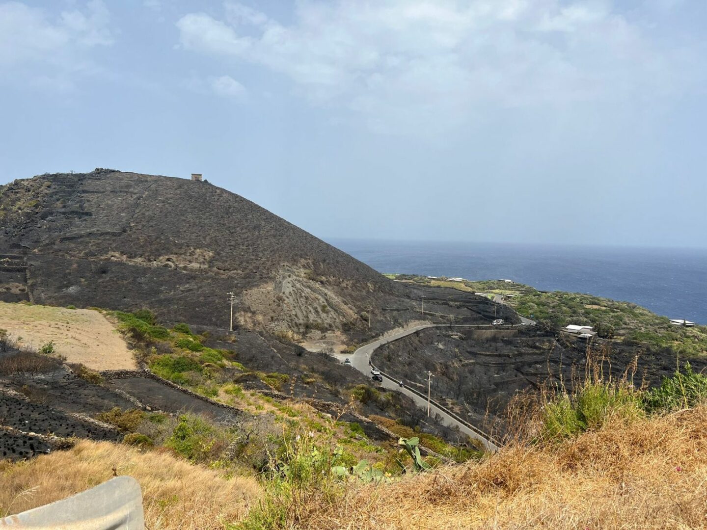 Incendio a Pantelleria, la Procura di Marsala apre un’inchiesta