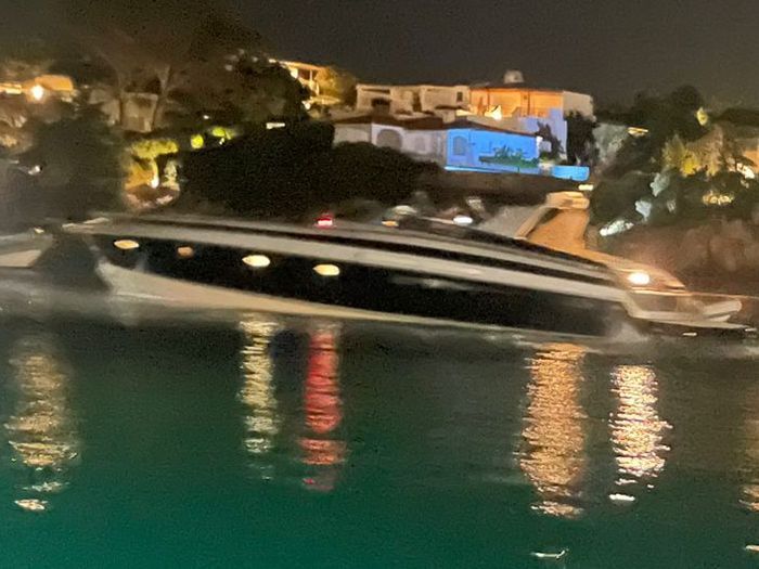 A Porto Cervo yacht finisce sugli scogli: un morto e sei feriti di cui due in gravi condizioni