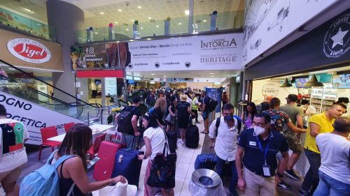 Aeroporto di Trapani Birgi da record: luglio chiude con 113.362 passeggeri, quasi 500 mila dall’inizio dell’anno