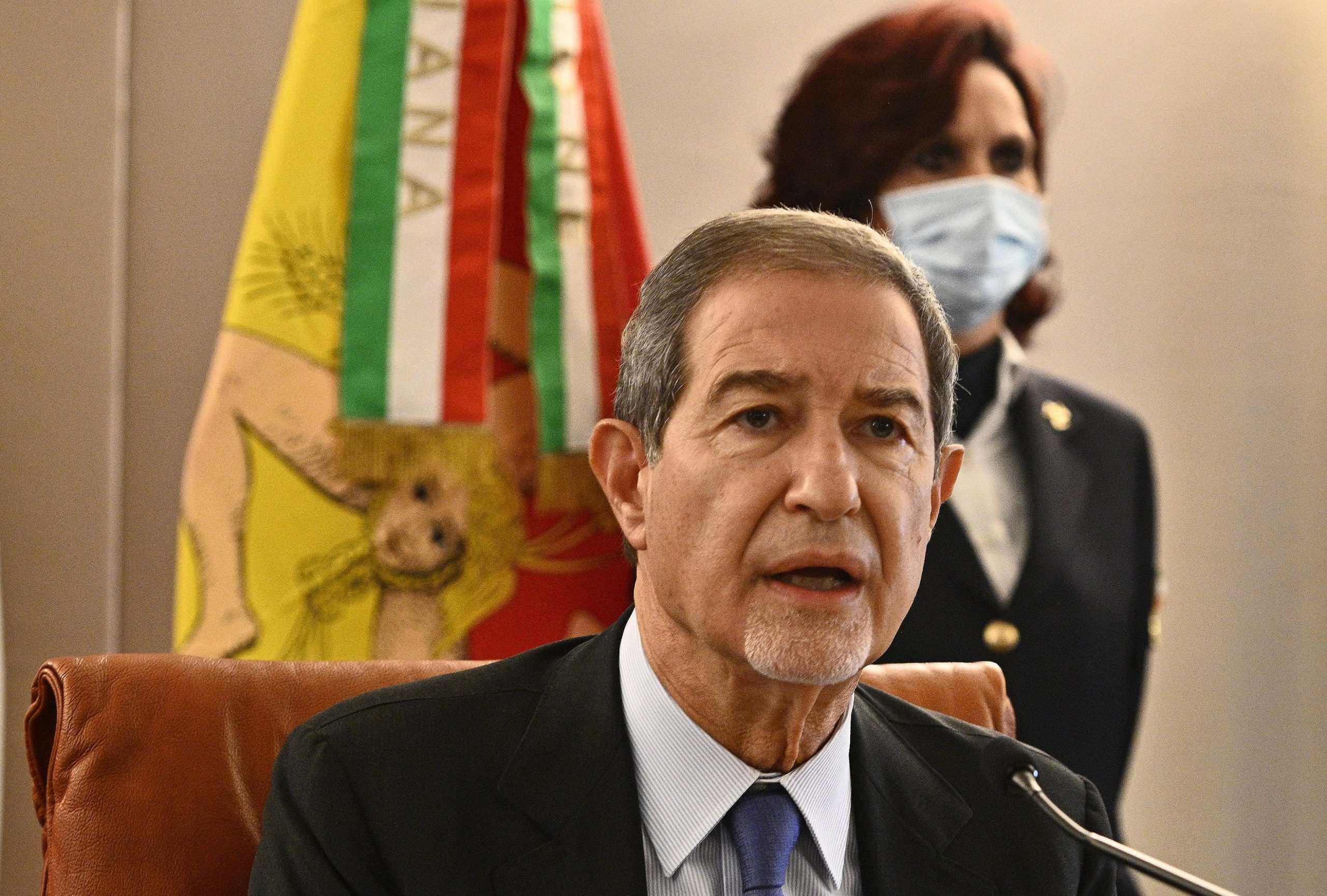 Sicilia, Musumeci: “Mia ricandidatura? Bella domanda. Pronto a guidare la coalizione di centrodestra per la vittoria”