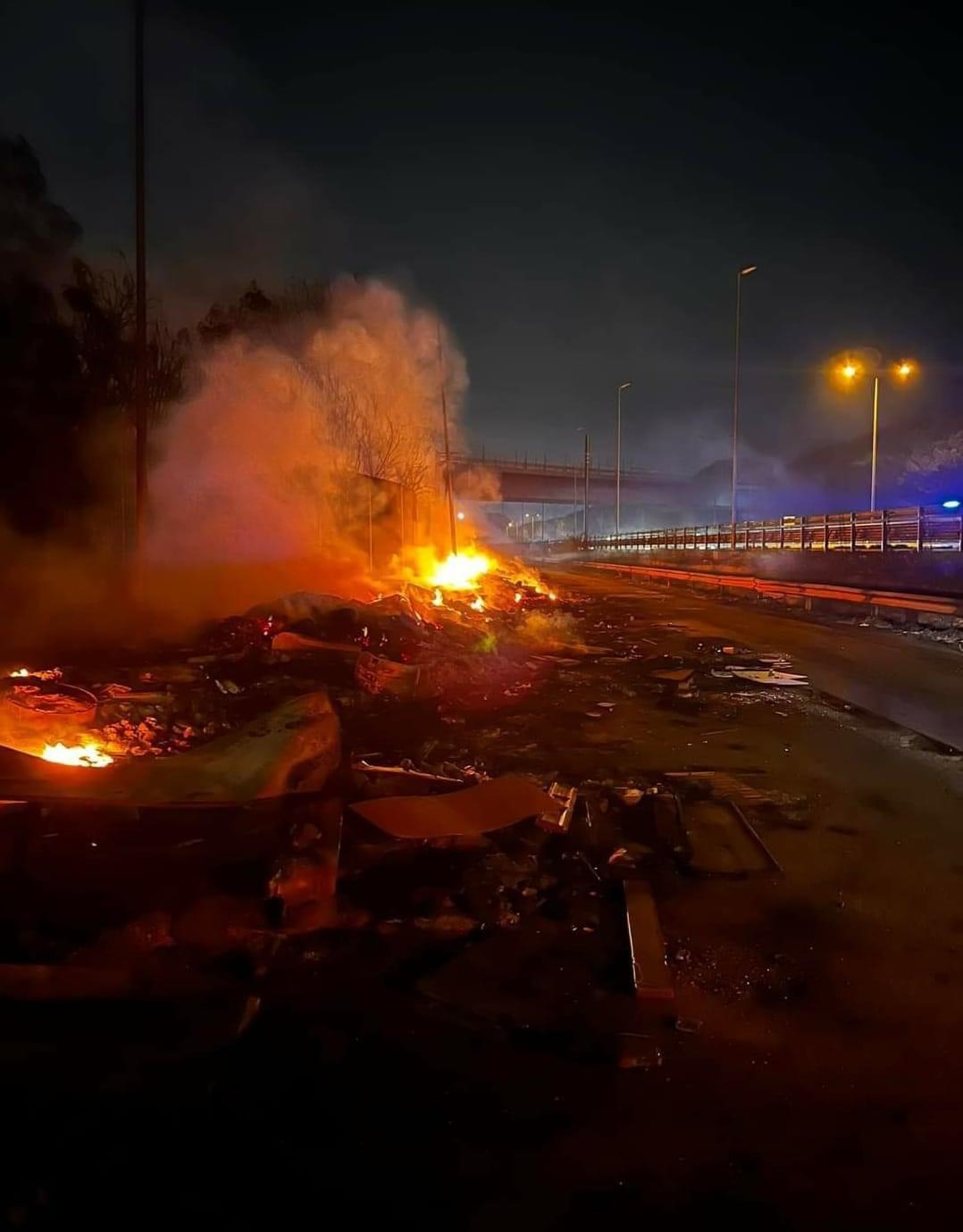 Incendi a Palermo. Bonanno “Strategia criminale, ma non ci metteranno in ginocchio”