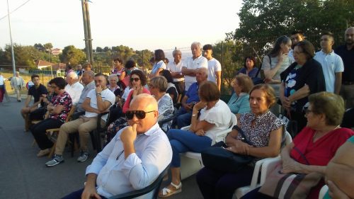 Mussomeli, festa campestre Madonna delle Vigne con Messa all’aperto e processione. Contradaioli in fila fra rosari e canti mariani