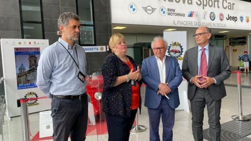 Inaugurata all’aeroporto di Catania l’esposizione dell’esclusiva “Barchetta Tornatore”