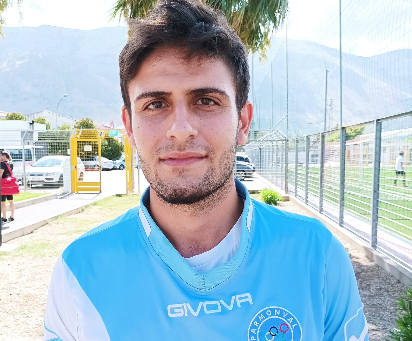 In amichevole tragedia evitata ad un calciatore grazie all’intervento dei tecnici delle due squadre