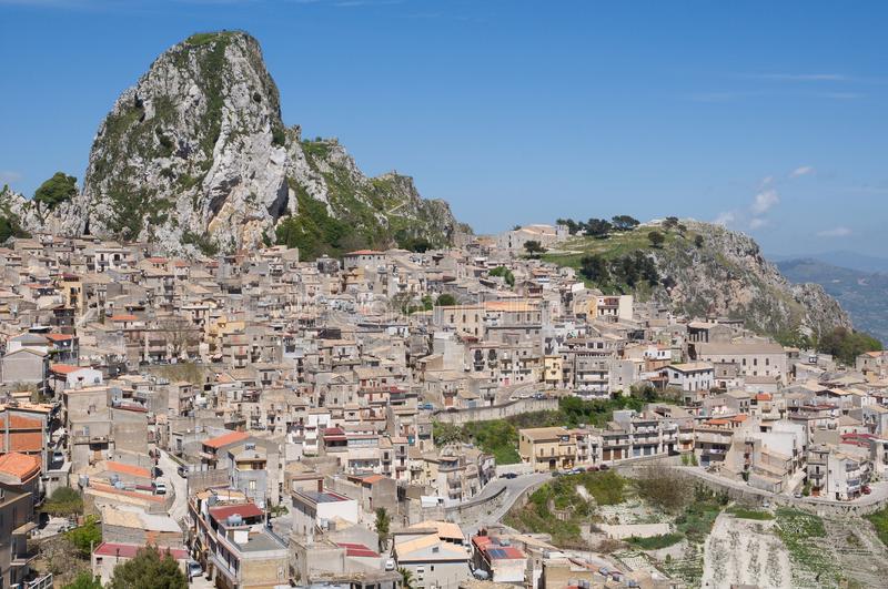 PaceFest a Caltabellotta dal 24 al 28 agosto 2022 , “Trent’anni senza”. Il programma