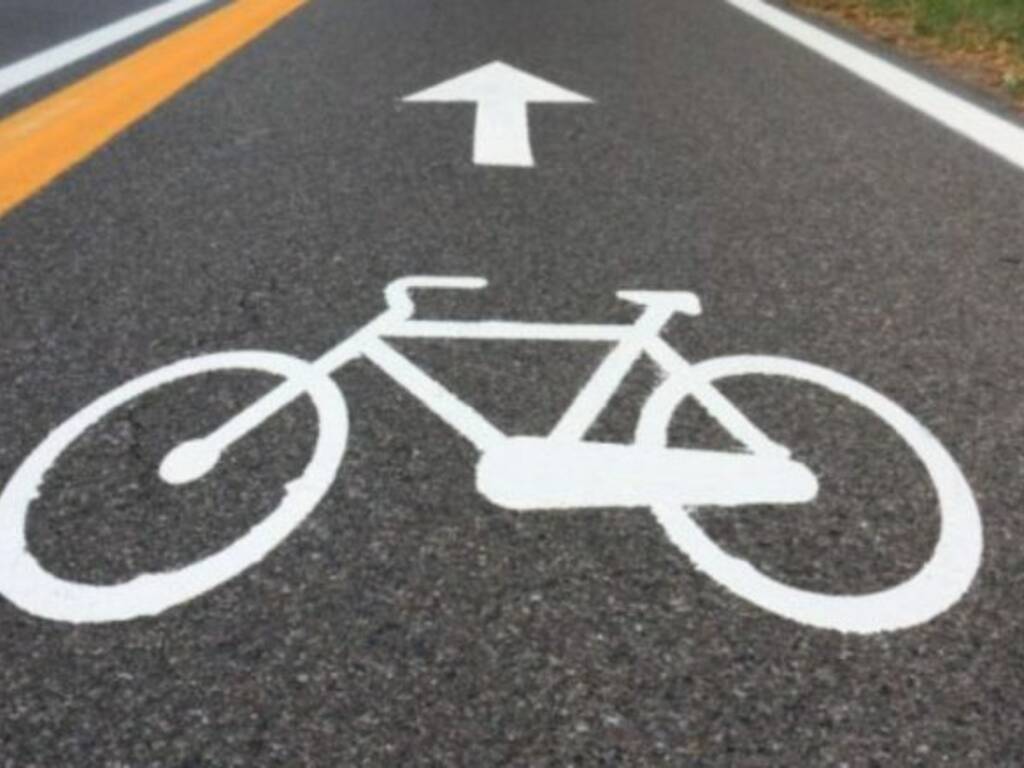 Caltanissetta. Ragazzo di 12 anni investito da un’auto in via Bloy sulla pista ciclabile