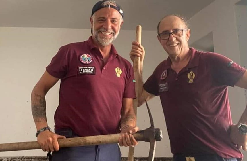 I volontari del gruppo di protezione civile dell’Associazione Polizia di Stato di Caltanissetta a Stromboli per portare il loro contributo all’isola colpita dall’alluvione