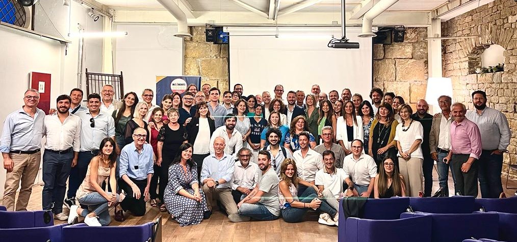 Caltanissetta. Riunione di coordinamento dei candidati M5S in vista delle prossime elezioni regionali e politiche. Di Paola (M5S): “Siamo il primo partito, lo dicono sondaggi interni”
