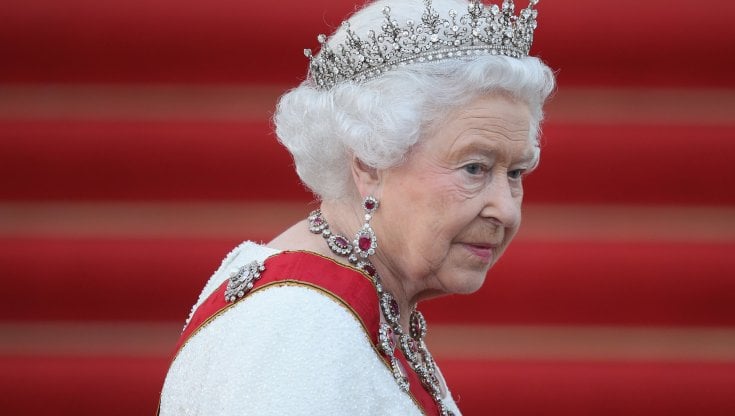 E’ morta la regina Elisabetta II a 96 anni dopo 70 anni sul trono del Regno Unito