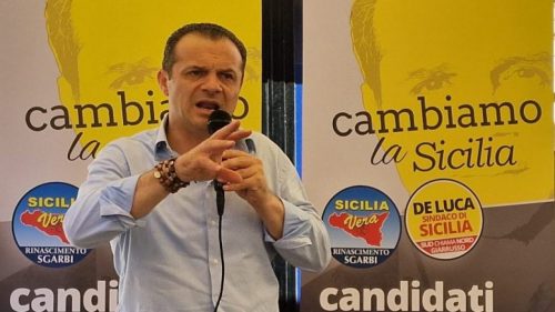 Aumenti Ars, De Luca replica al M5S: “Solo sciacallaggio politico, sapevate e avete taciuto”