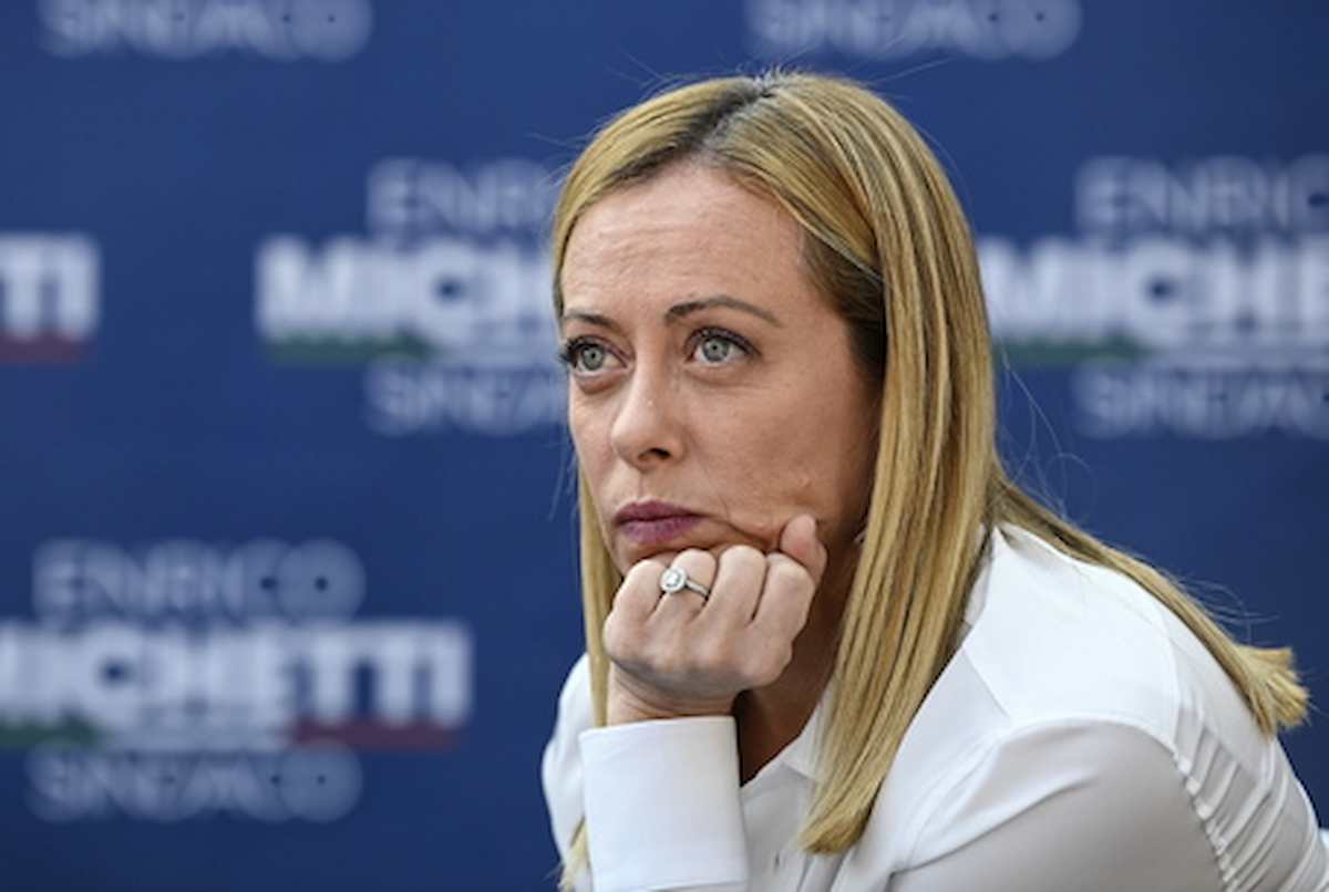 La Cnn: “Meloni sarà premier italiano più di destra da era Mussolini”