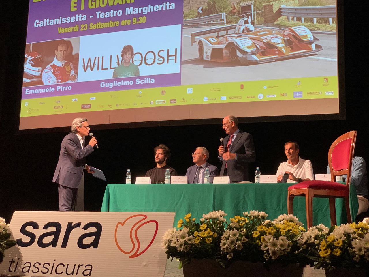 Caltanissetta. Per la tavola rotonda “La Sicurezza Stradale ed i Giovani” gremito il Teatro Margherita