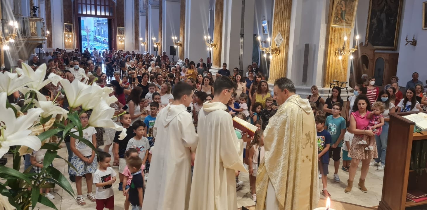 San Cataldo. Chiesa Madre gremita in occasione della Festa della Natività della Beata Vergine Maria