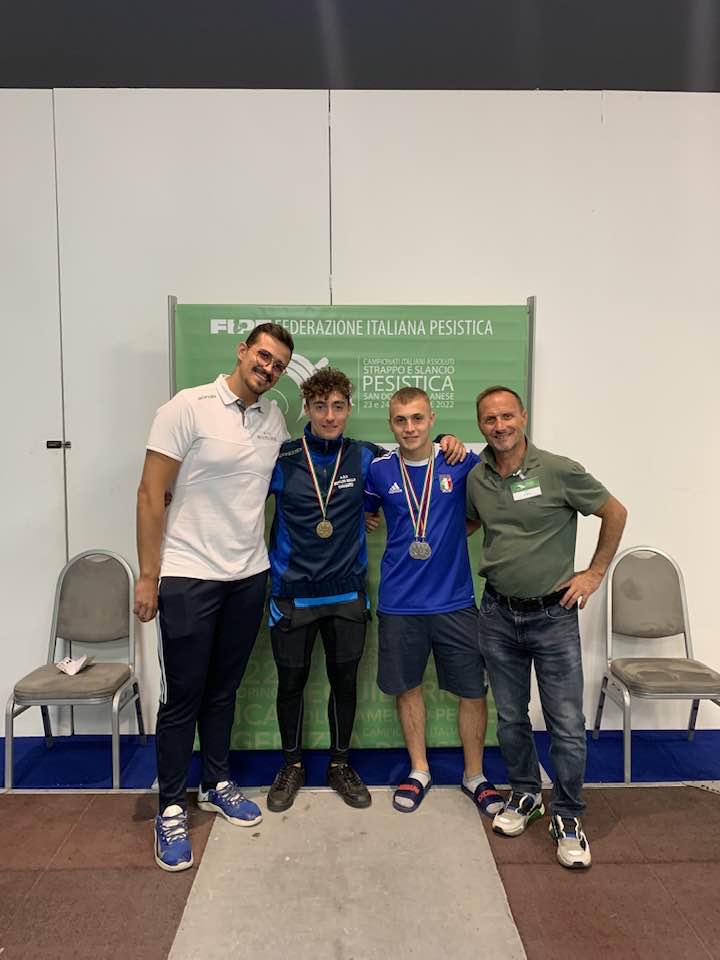 Pesistica. Alle finali dei Campionati assoluti di specialità brillano i nisseni