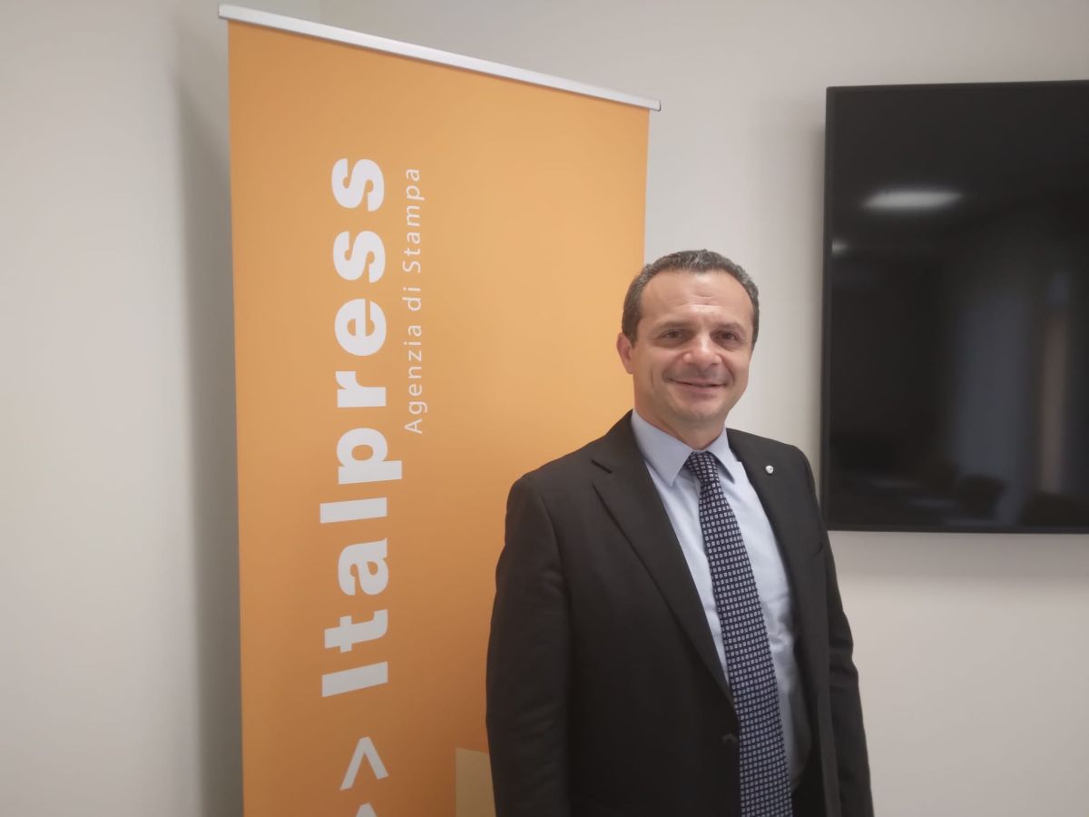 Cateno De Luca “Il divario Nord-Sud si colma cambiando classe politica”