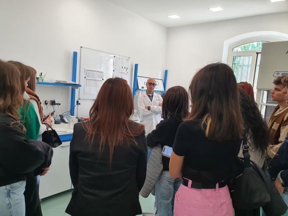 Caltanissetta. Studenti dell’Istituto “Luigi Russo” in visita al Polo-Laboratorio di Caltaqua