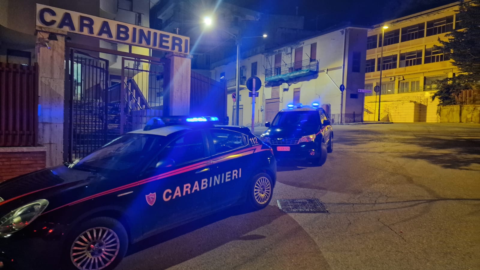 A San Cataldo eseguiti dai Carabinieri cinque arresti per rapina aggravata