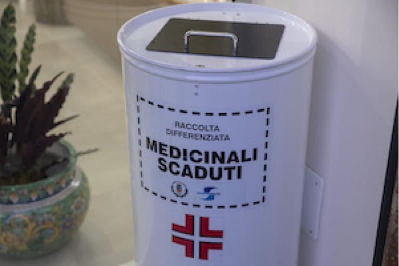 Milena. Mozione della minoranza per chiedere installazione di recipienti per raccolta medicinali scaduti nel centro abitato