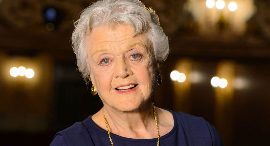 Tv, è morta Angela Lansbury: “La signora in giallo” aveva 96 anni