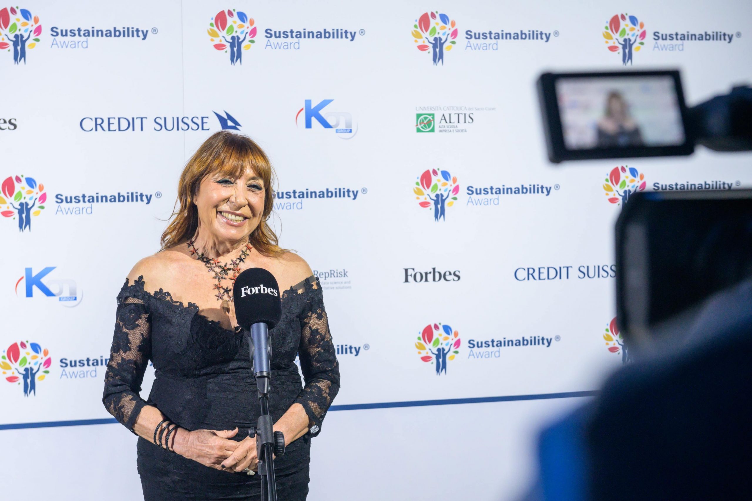 Dusty premiata con il “Sustainability Award Woman 2022”