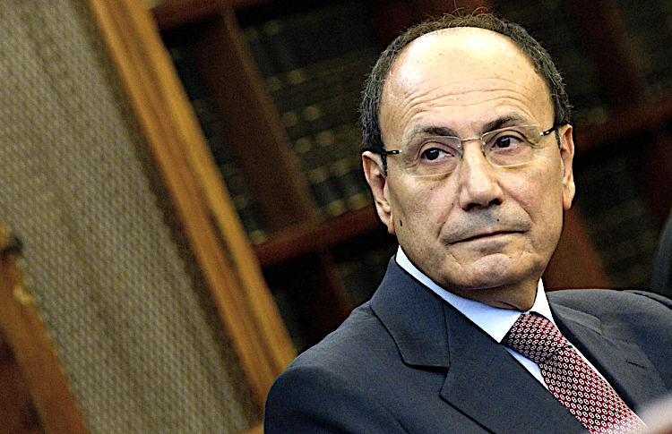 Sicilia, Dirigente regionale aggredito. Schifani: “Avviata verifica, saremo inflessibili”