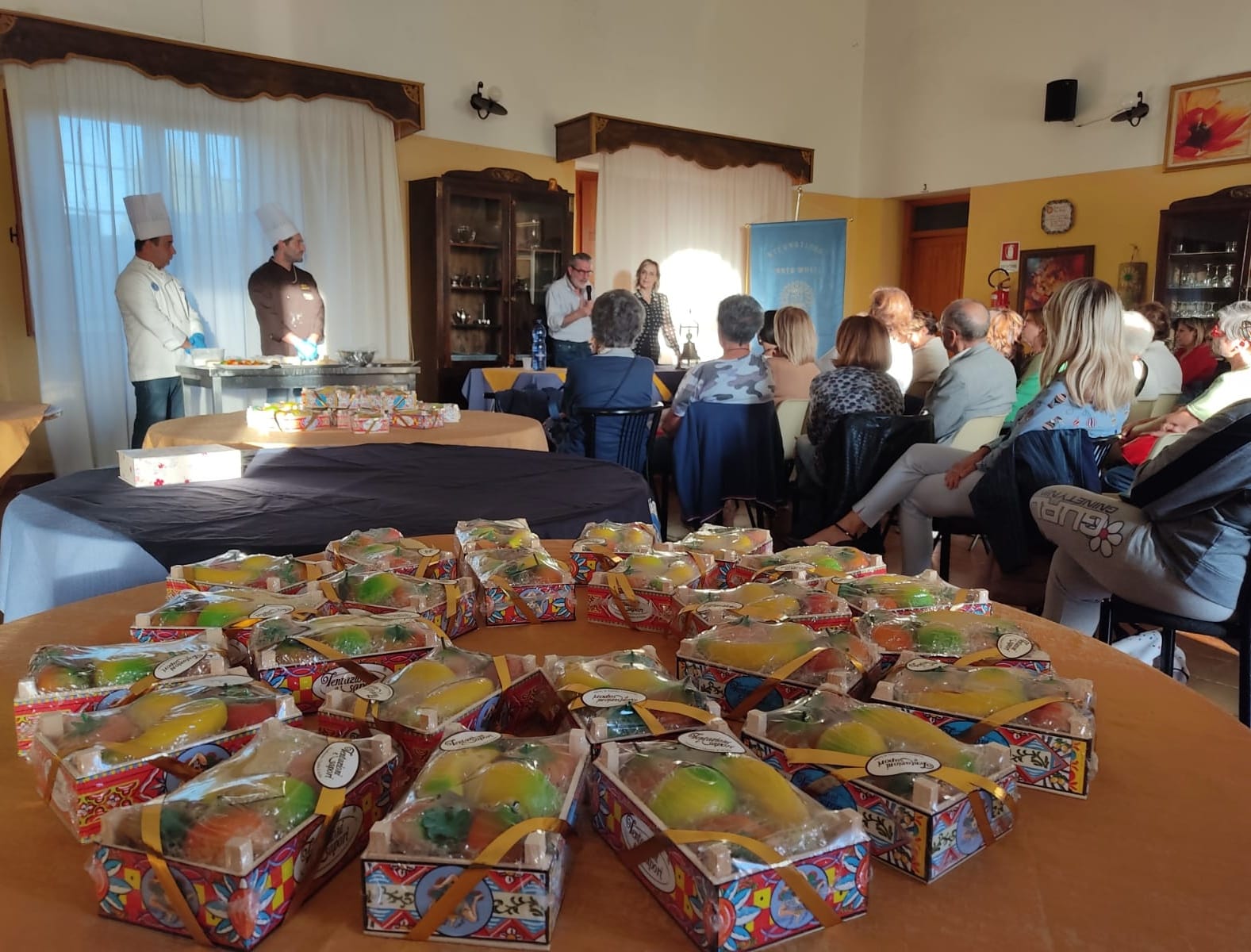 Caltanissetta, Inner Wheel: grande partecipazione alla Conferenza Laboratorio  sulla Frutta Martorana