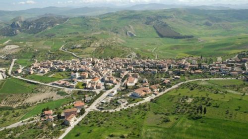 Bompensiere. Il sindaco sulla raccolta differenziata: “Il venerdì non è il giorno per buttare ciò che si vuole”
