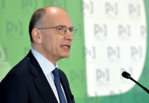Manovra, Letta “17/12 in piazza contro misure inique”