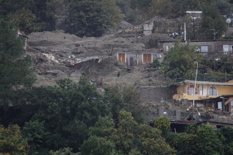 Frana a Ischia, recuperato cadavere di una bambina