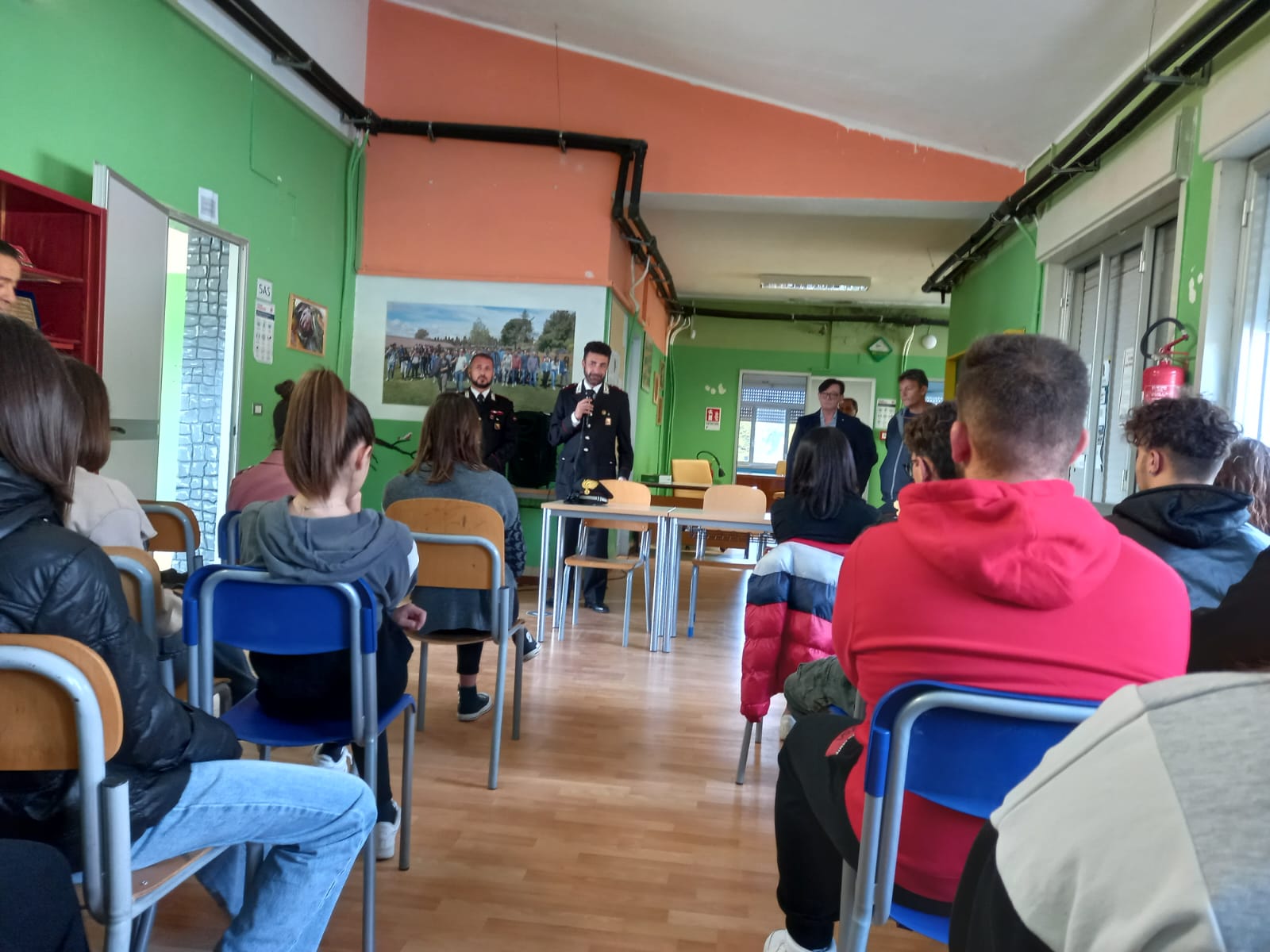 Mazzarino: i Carabinieri incontrano gli studenti per promuovere la “cultura della legalità”