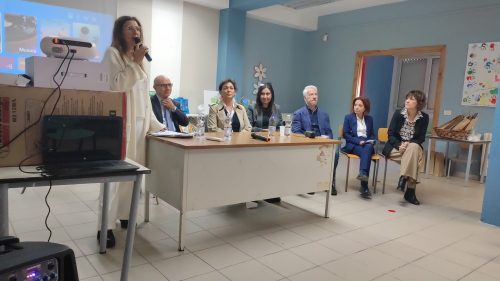 A Gela con il progetto “Fuori le Mura” detenuti realizzano opera d’arte donandola all’amministrazione comunale