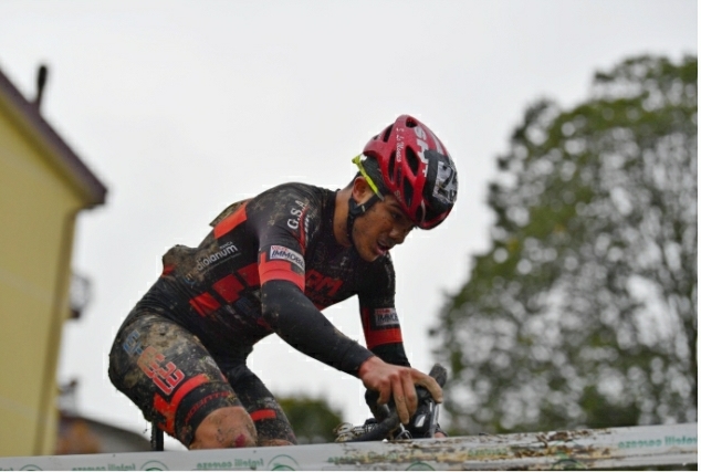 Ciclismo: 2° posto per il sancataldese Salvatore Lo Monaco alla gara di Bisceglie