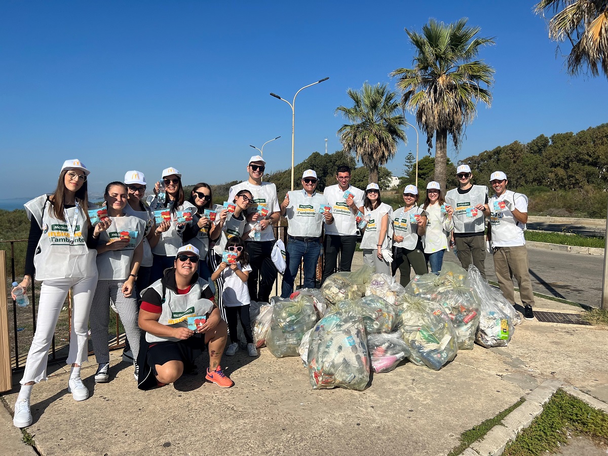 90 kg i rifiuti raccolti a Gela in occasione della tappa de “Le giornate insieme a te per l’ambiente” di McDonald’s con il patrocinio del Comune