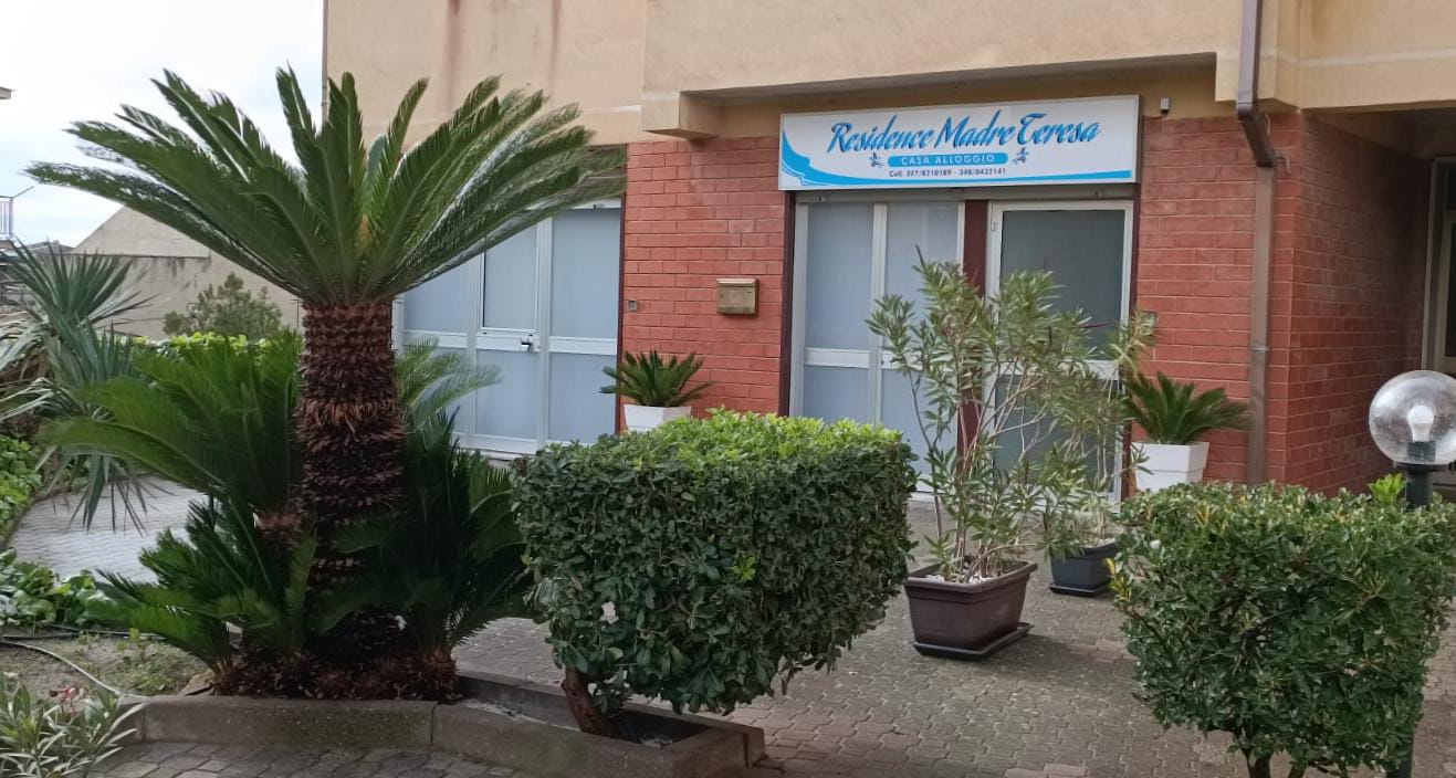 Inaugurazione della Casa Alloggio Residence Madre Teresa a San Cataldo