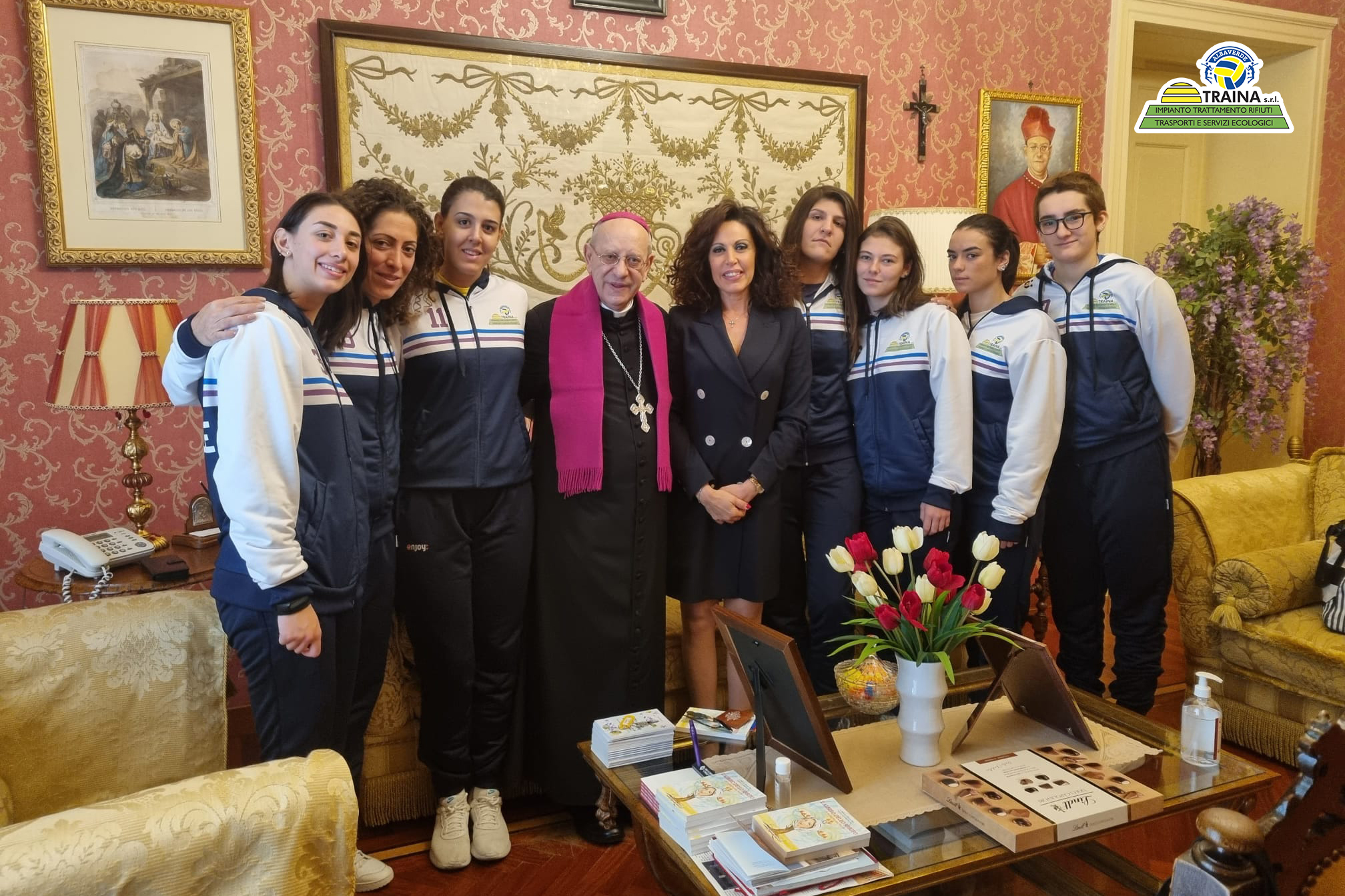 Caso pallavoliste spiate da un prete, il vescovo mons. Mario Russotto incontra le ragazze dell’Albaverde