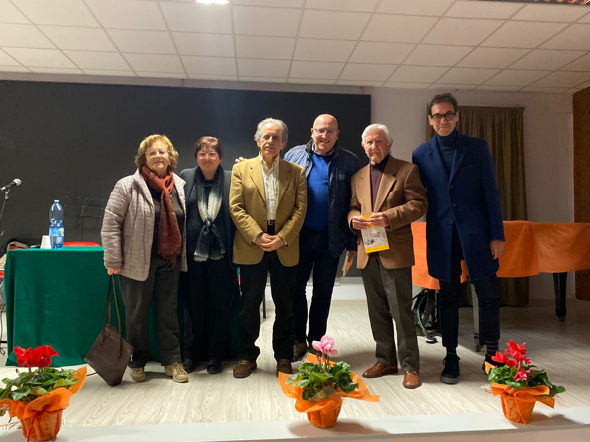 Riesi. Gran successo per la presentazione del libro “1943: la Reconquista dell’Europa” di Alfonso Lo Cascio