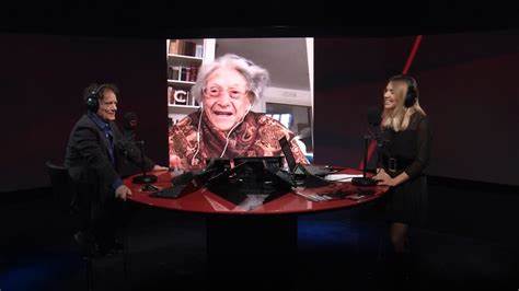 Musica: a 109 anni realizza il suo sogno, nonna Anastasia conosce Massimo Ranieri