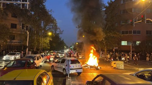 Iran: eseguita la prima condanna a morte di una manifestante