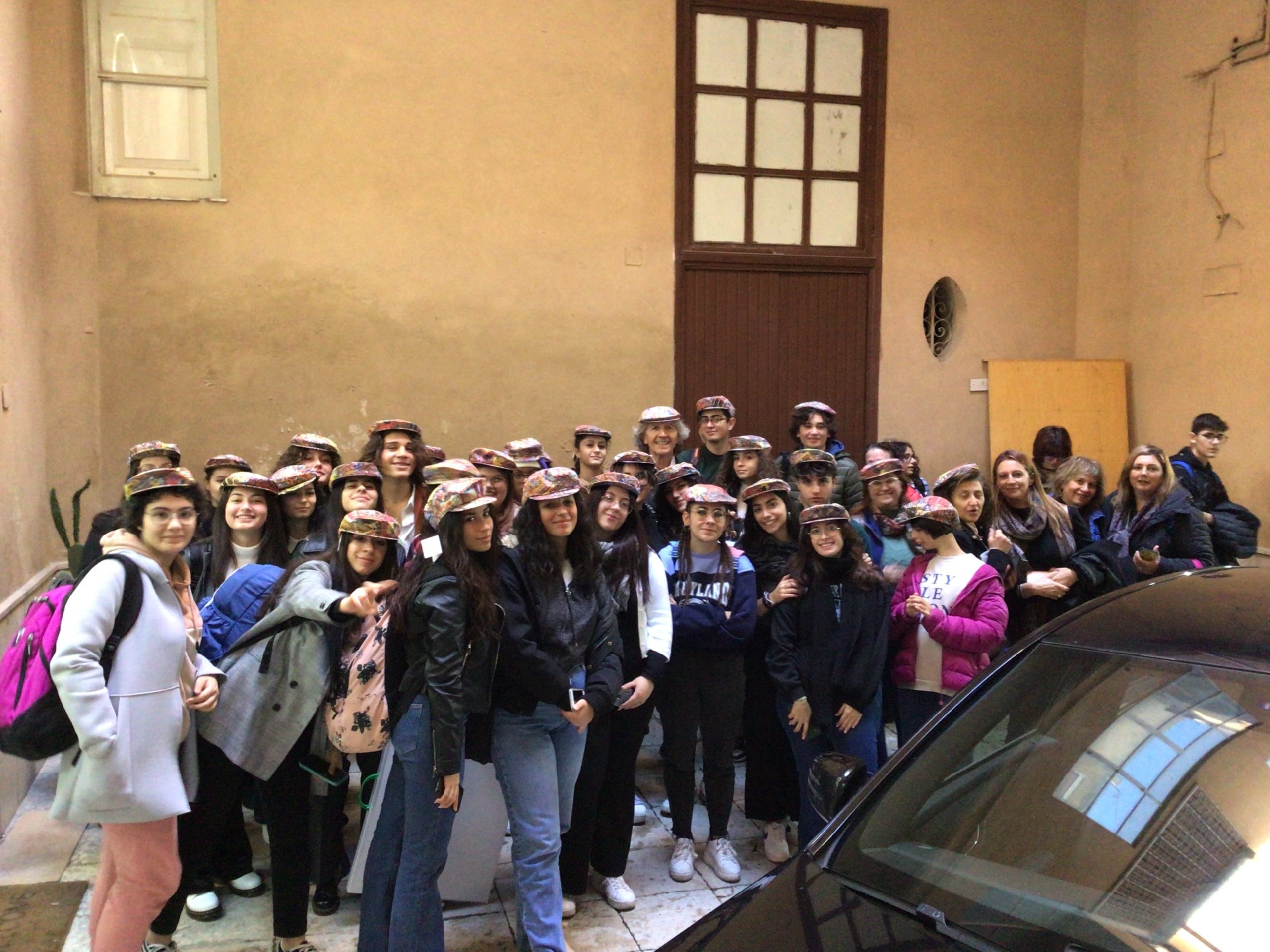San Cataldo, studenti del Manzoni-Juvara nell’atelier dello stilista Ferdinando Patermo