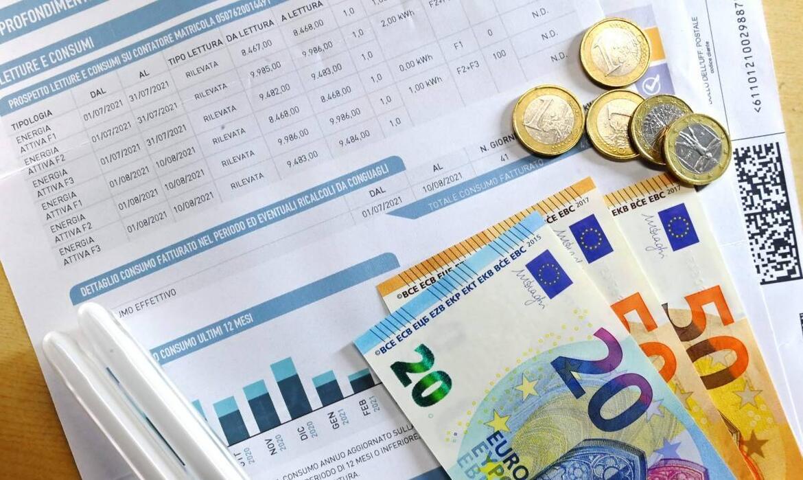 Associazione Codici: quattro consigli  per ridurre le bollette e rispettare l’ambiente