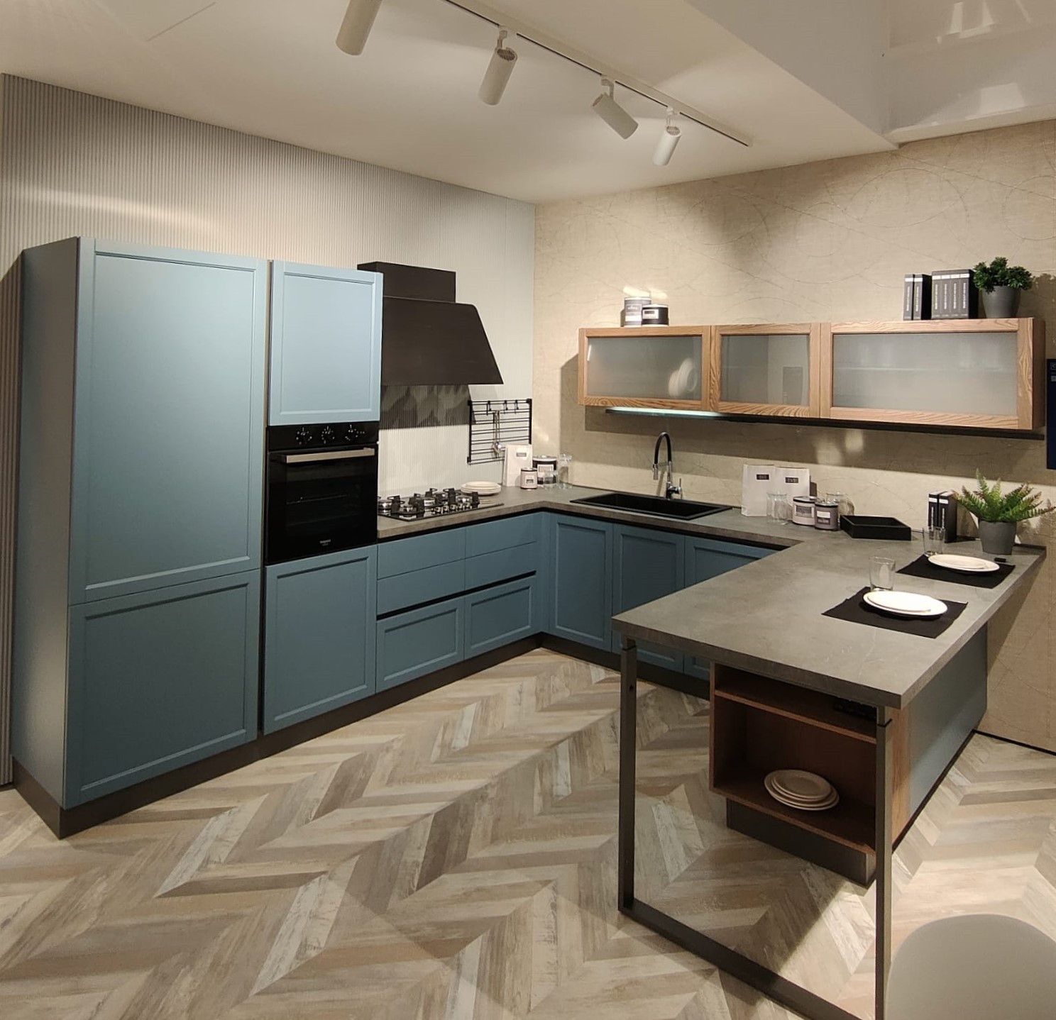 Il Gruppo LUBE sempre più forte in Sicilia. Apre un nuovo Store CREO ...