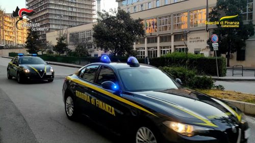 Caltanissetta. Fatture per operazioni inesistenti: blitz di Carabinieri e Guardia di Finanza; coinvolte 11 persone, tre agli arresti domiciliari