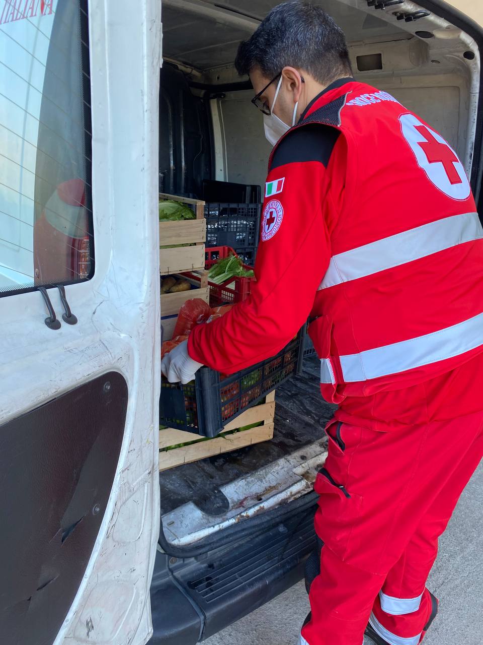 A Natale oltre 600 pasti tra cucinati e donati. Tre giorni di lavoro per la Croce Rossa Italiana di Caltanissetta a favore dei bisognosi